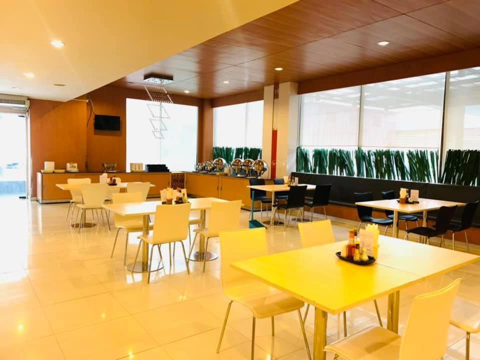 Asawann Hotel Nongkhai Nong Khai Extérieur photo